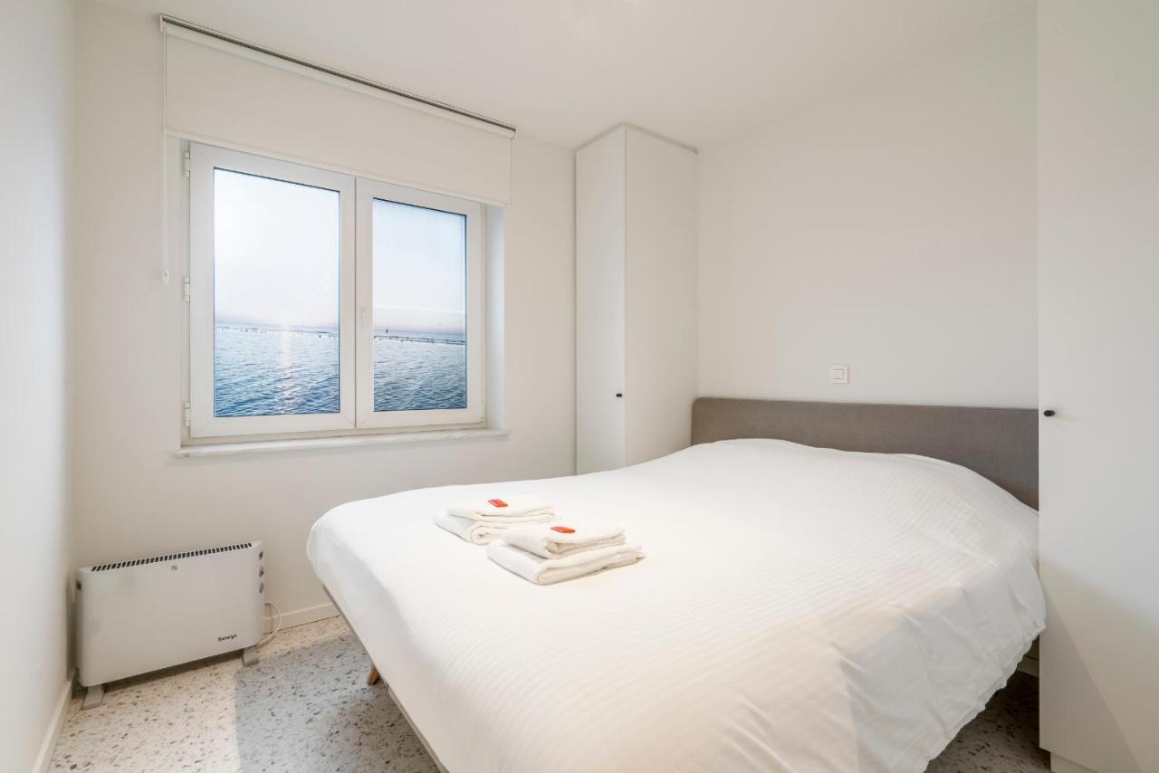 Luxurious And Unique Design App Centre Koksijde Apartman Kültér fotó