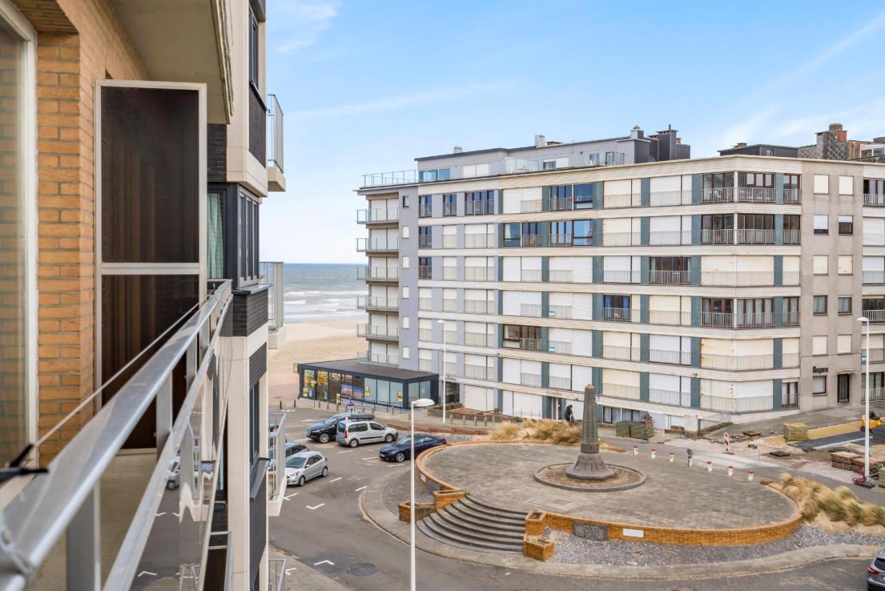 Luxurious And Unique Design App Centre Koksijde Apartman Kültér fotó